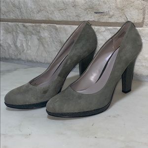 NINE WEST Suede & Snake Heels